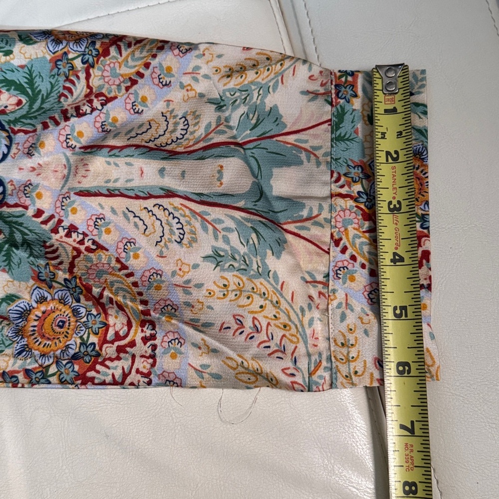 Satiny Blouse-XXL-by ThreadUp-Beige/Red/Orange/Green Paisley Print-Polyester-EUC - Picture 14 of 16